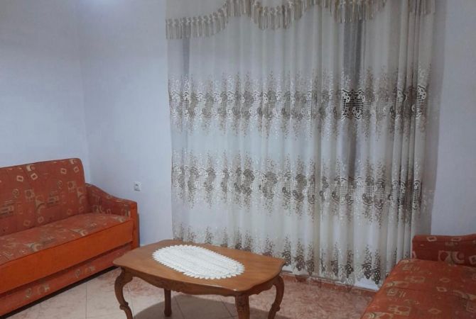 Shtepi me qera 2+1 ne Tirane - 420 Euro