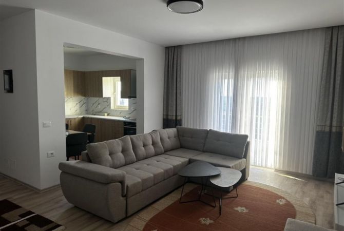 Shtepi me qera 3+1 ne Tirane - 650 Euro