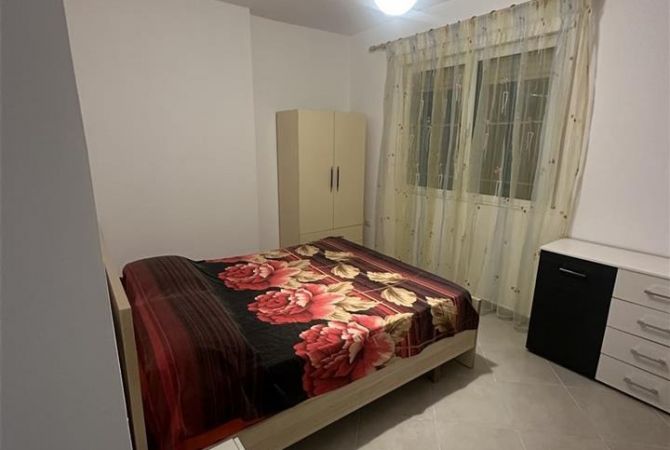 Shtepi me qera 2+1 ne Tirane - 50,000 Leke