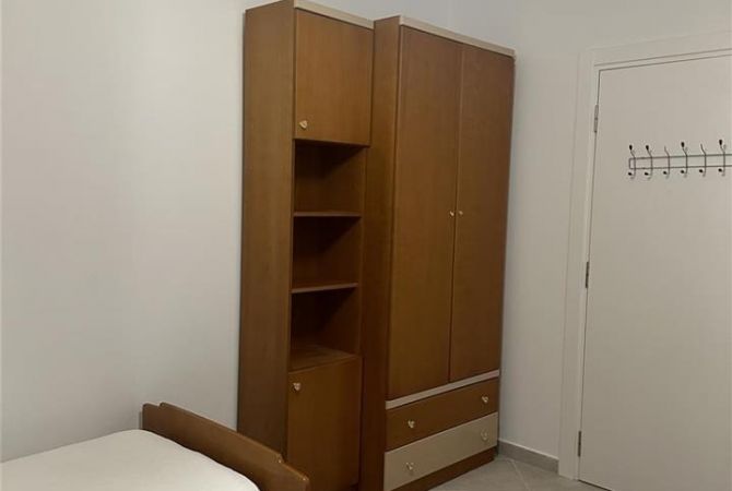 Shtepi me qera Apartament ne Tirane, 2+1, Mobilimi E mobiluar, Pagesa 50,000  Leke.