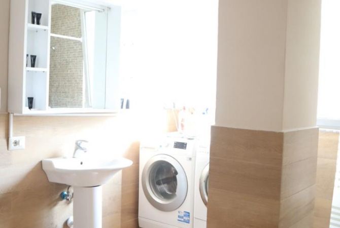 Shtepi me qera Apartament ne Tirane, 2+1, Mobilimi E mobiluar, Pagesa 520  Euro.