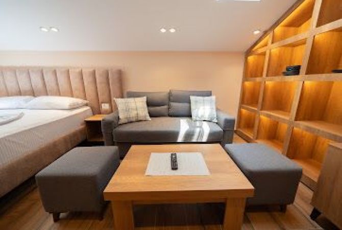 Shtepi ne shitje Apartament ne Tirane, 4+1, Mobilimi E mobiluar, Pagesa 550,000  Euro.