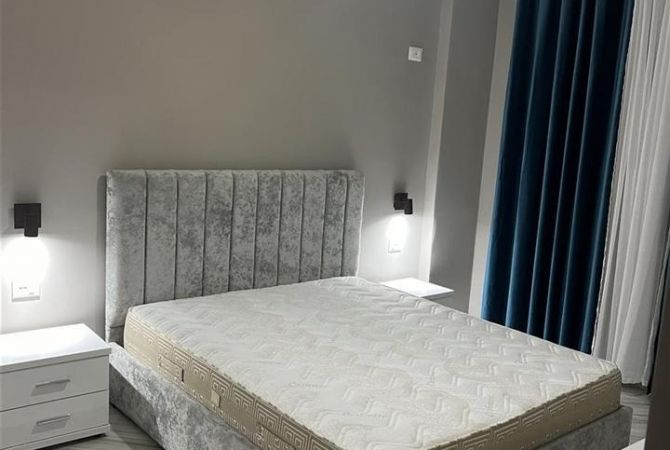 Shtepi me qera Apartament ne Tirane, 2+1, Mobilimi E mobiluar, Pagesa 40,000  Leke.