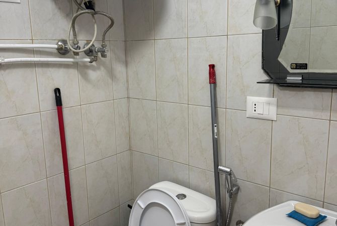 Shtepi me qera Apartament ne Tirane, Garsoniere, Mobilimi E mobiluar, Pagesa 300  Euro.