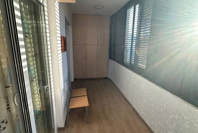 Shtepi me qera 2+1 ne Tirane - 650 Euro
