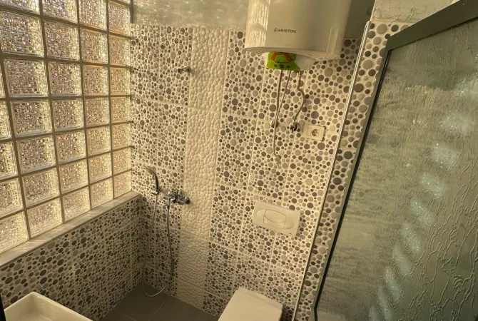 Shtepi me qera Apartament ne Tirane, 2+1, Mobilimi E mobiluar, Pagesa 650  Euro.