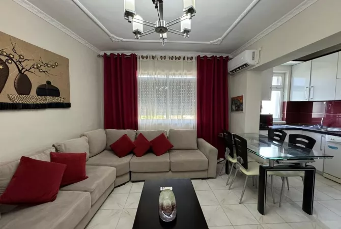 Shtepi me qera 2+1 ne Tirane - 700 Euro