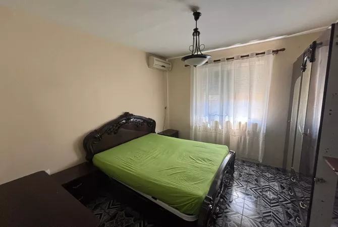 Shtepi me qera Apartament ne Tirane, 1+1, Mobilimi E mobiluar, Pagesa 400  Euro.
