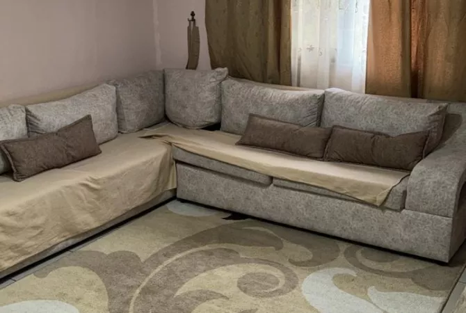 Shtepi me qera Apartament ne Tirane, 1+1, Mobilimi E mobiluar, Pagesa 450  Euro.