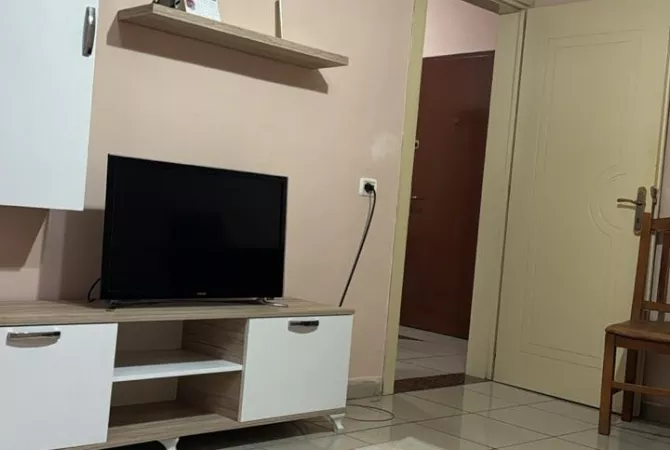 Shtepi me qera 1+1 ne Tirane - 450 Euro