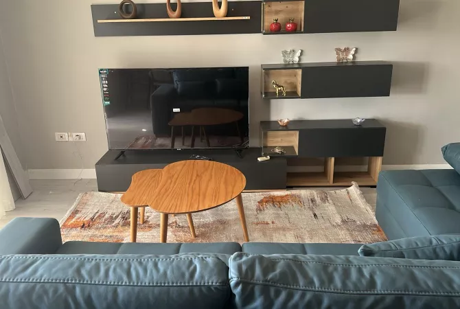 Shtepi me qera 2+1 ne Tirane - 660 Euro