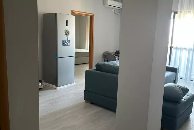 Shtepi me qera Apartament ne Tirane, 2+1, Mobilimi E mobiluar, Pagesa 660  Euro.