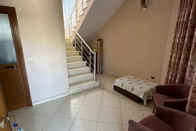 Shtepi me qera 3+1 ne Tirane - 550 Euro