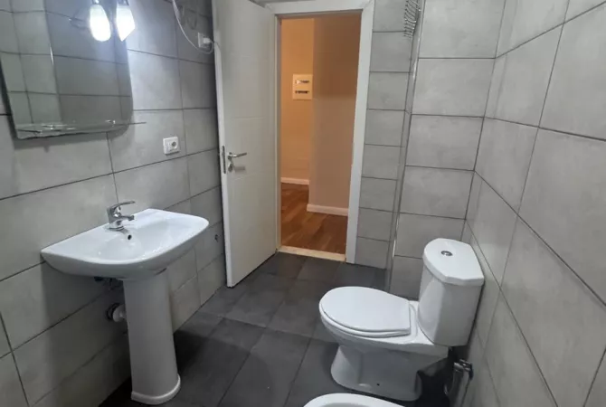 Shtepi ne shitje 2+1 ne Tirane - 113,000 Euro