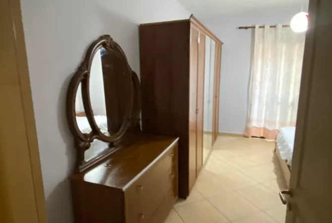 Shtepi me qera 2+1 ne Tirane - 600 Euro