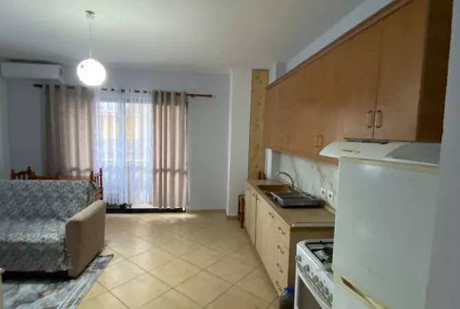 Shtepi me qera Apartament ne Tirane, 2+1, Mobilimi E mobiluar, Pagesa 600  Euro.