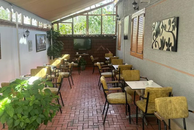 Ambient biznesi me qera 2+1 ne Tirane - 1,500 Euro