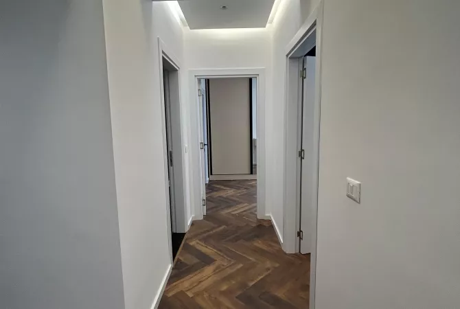 Shtepi me qera 2+1 ne Tirane - 1,200 Euro