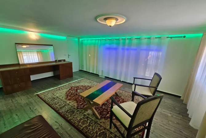 Shtepi me qera 2+1 ne Tirane - 400 Euro
