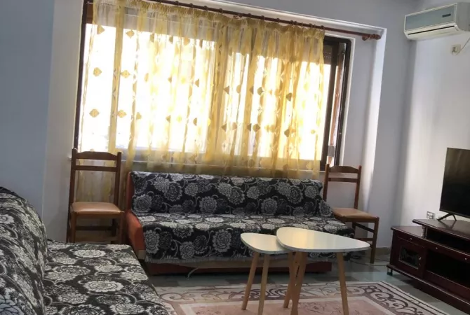 Shtepi me qera 1+1 ne Tirane - 45,000 Leke