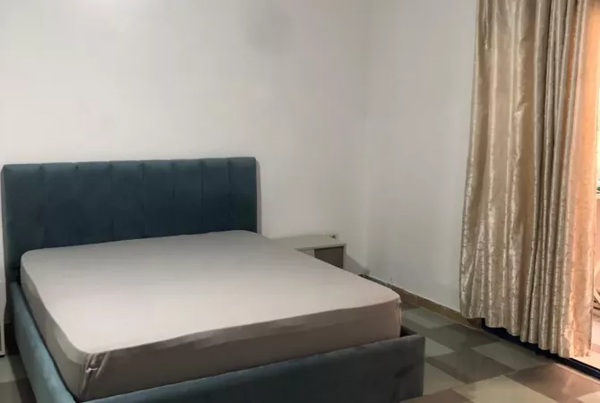 Shtepi me qera Apartament ne Tirane, 1+1, Mobilimi E mobiluar, Pagesa 45,000  Leke.