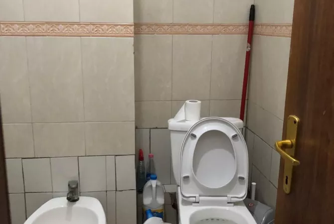 Shtepi me qera Apartament ne Tirane, 1+1, Mobilimi E mobiluar, Pagesa 45,000  Leke.