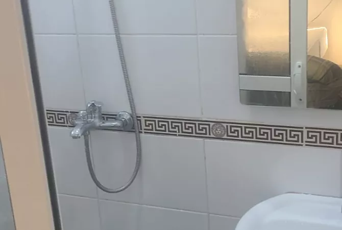 Shtepi me qera Garsoniere ne Tirane - 220 Euro
