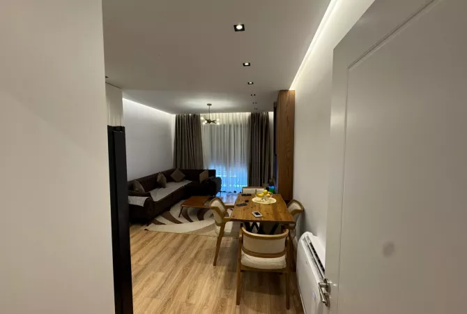 Shtepi ne shitje 2+1 ne Tirane - 200,000 Euro