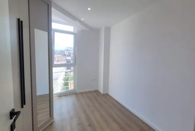 Shtepi ne shitje 2+1 ne Tirane - 195,000 Euro