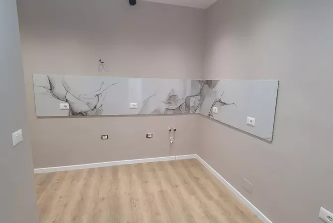 Apartment for sale in Tirana 2+1, Emty