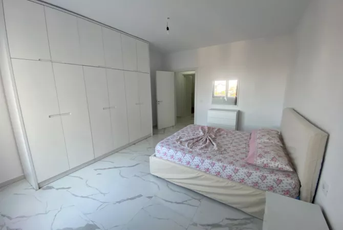Shtepi me qera 2+1 ne Tirane - 400 Euro