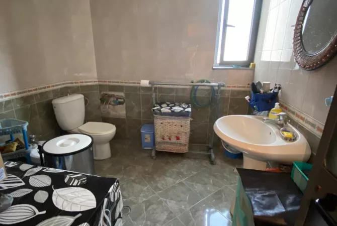 Shtepi ne shitje 2+1 ne Tirane - 150,000 Euro