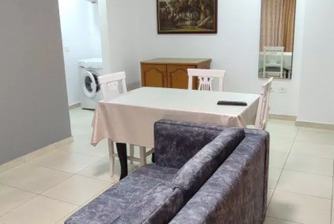 Shtepi me qera 1+1 ne Tirane - 500 Euro