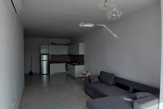 Shtepi me qera 1+1 ne Tirane - 400 Euro