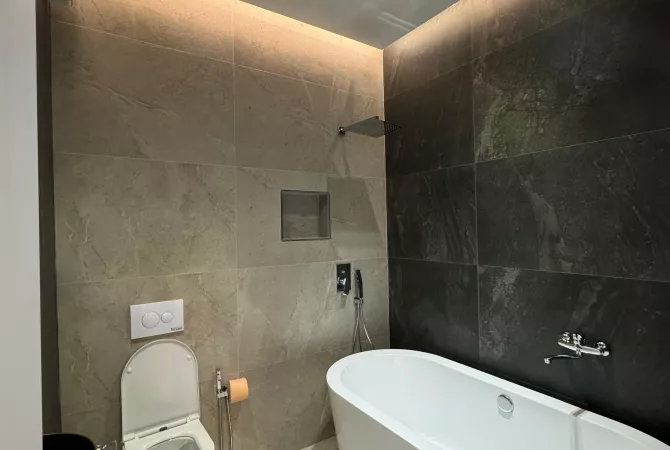 Shtepi me qera 2+1 ne Tirane - 1,000 Euro