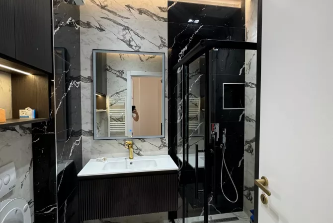 Shtepi me qera 2+1 ne Tirane - 1,000 Euro