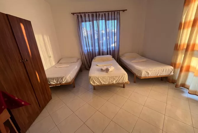 Shtepi me qera Apartament ne Tirane, Garsoniere, Mobilimi E mobiluar, Pagesa 35,000  Leke.