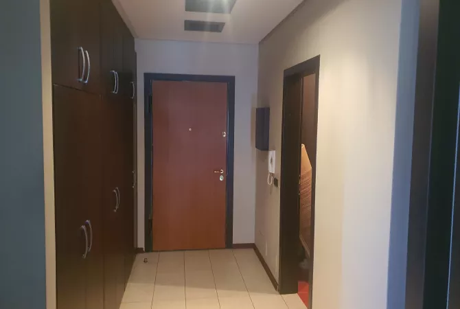 Shtepi ne shitje Apartament ne Tirane, 2+1, Mobilimi Bosh, pa mobiluar, Pagesa 176,688  Euro.