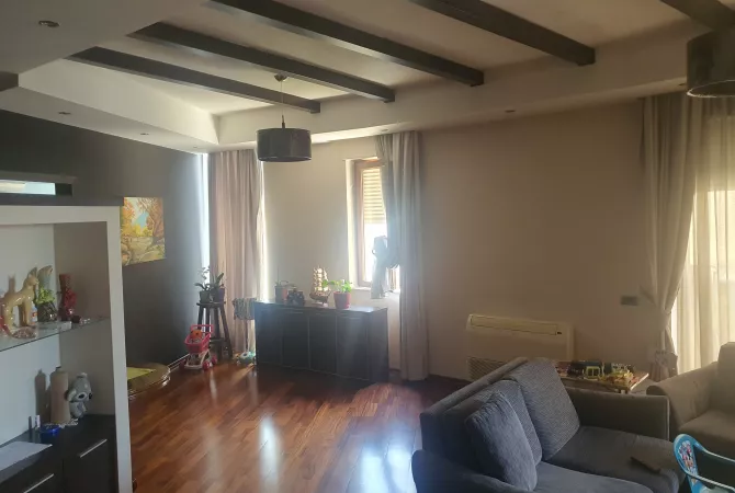Shtepi ne shitje 2+1 ne Tirane - 176,688 Euro