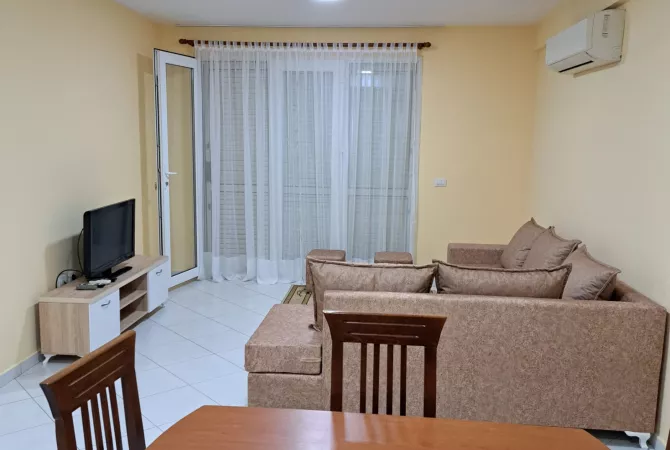 Shtepi me qera Apartament ne Tirane, 1+1, Mobilimi E mobiluar, Pagesa 45,000  Leke.