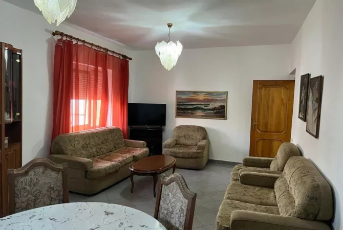 Casa in affitto 2+1 a Tirana - 450 Euro