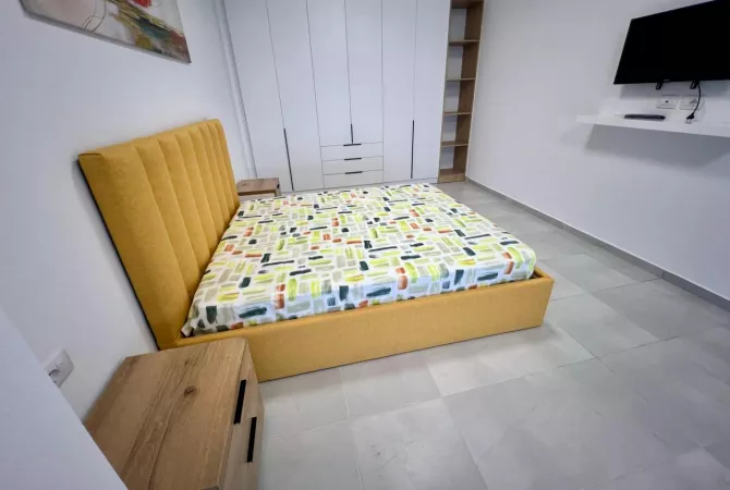 Shtepi me qera Apartament ne Tirane, 1+1, Mobilimi E mobiluar, Pagesa 700  Euro.