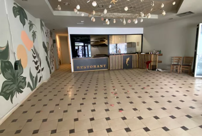 Ambient biznesi me qera 2+1 ne Tirane - 1,000 Euro