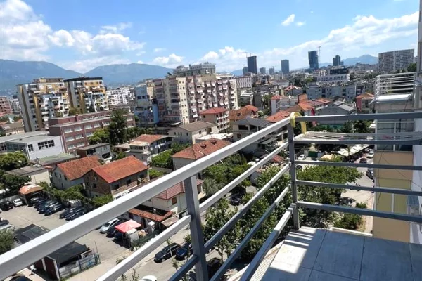 Shtepi me qera 2+1 ne Tirane - 600 Euro