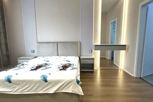 Shtepi me qera 3+1 ne Tirane - 1,200 Euro