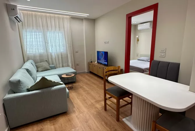 Shtepi me qera 2+1 ne Tirane - 700 Euro