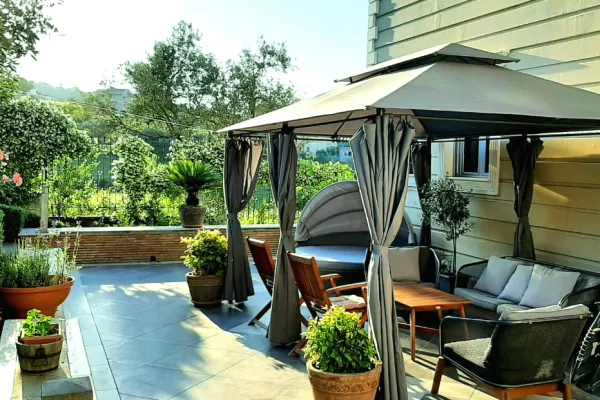 Shtepi me qera 3+1 ne Tirane - 900 Euro