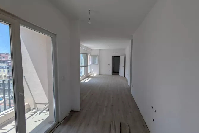 Apartment for sale in Tirana 2+1, Emty