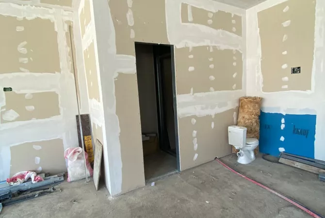 Ambient biznesi me qera 1+1 ne Tirane - 600 Euro
