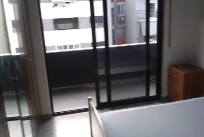 Shtepi me qera 1+1 ne Tirane - 35,000 Leke